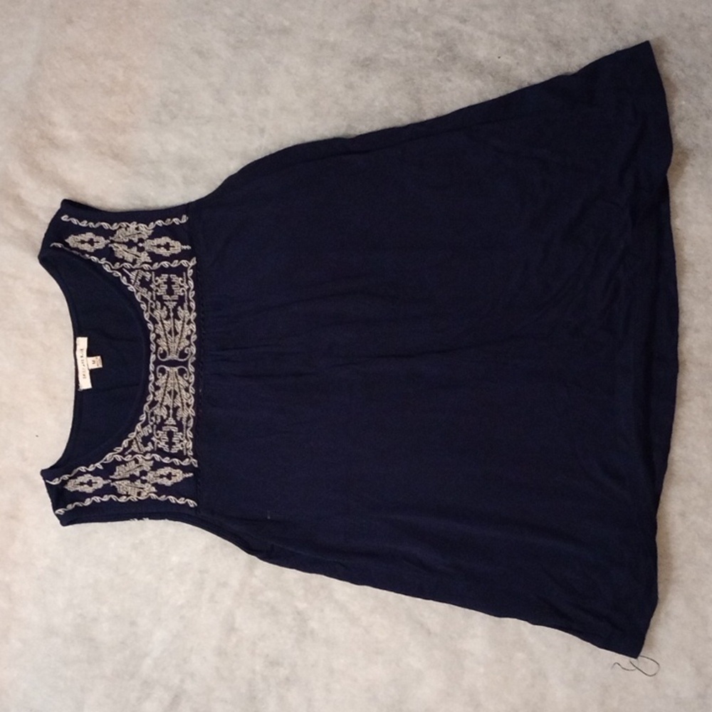Skies Are Blue Lace Pattern Top